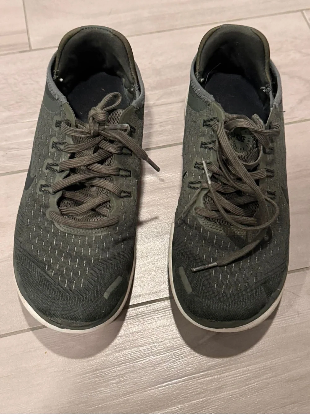 Nike Boys Olive Green Knit Sneakers with White Sole